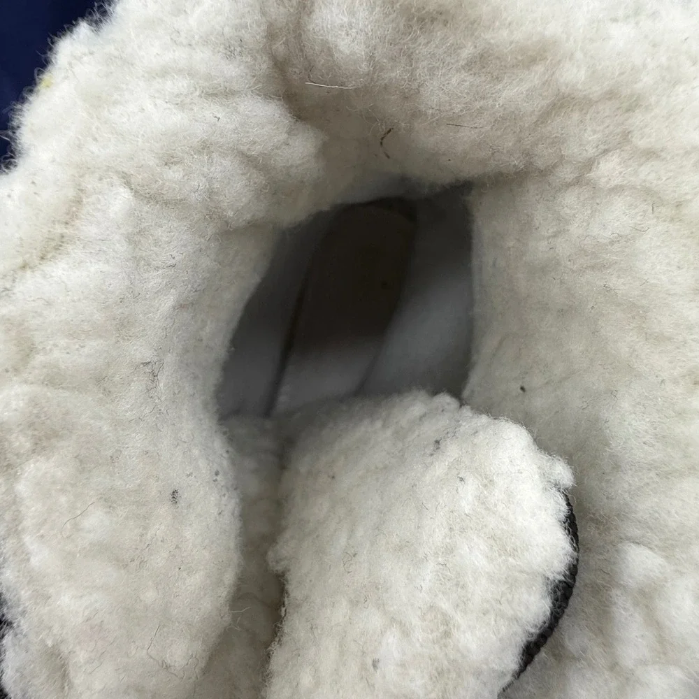 Eddie Bauer Kids 2 Black Waterproof‎ Insulated Sherpa Winter Snow Boots Winter